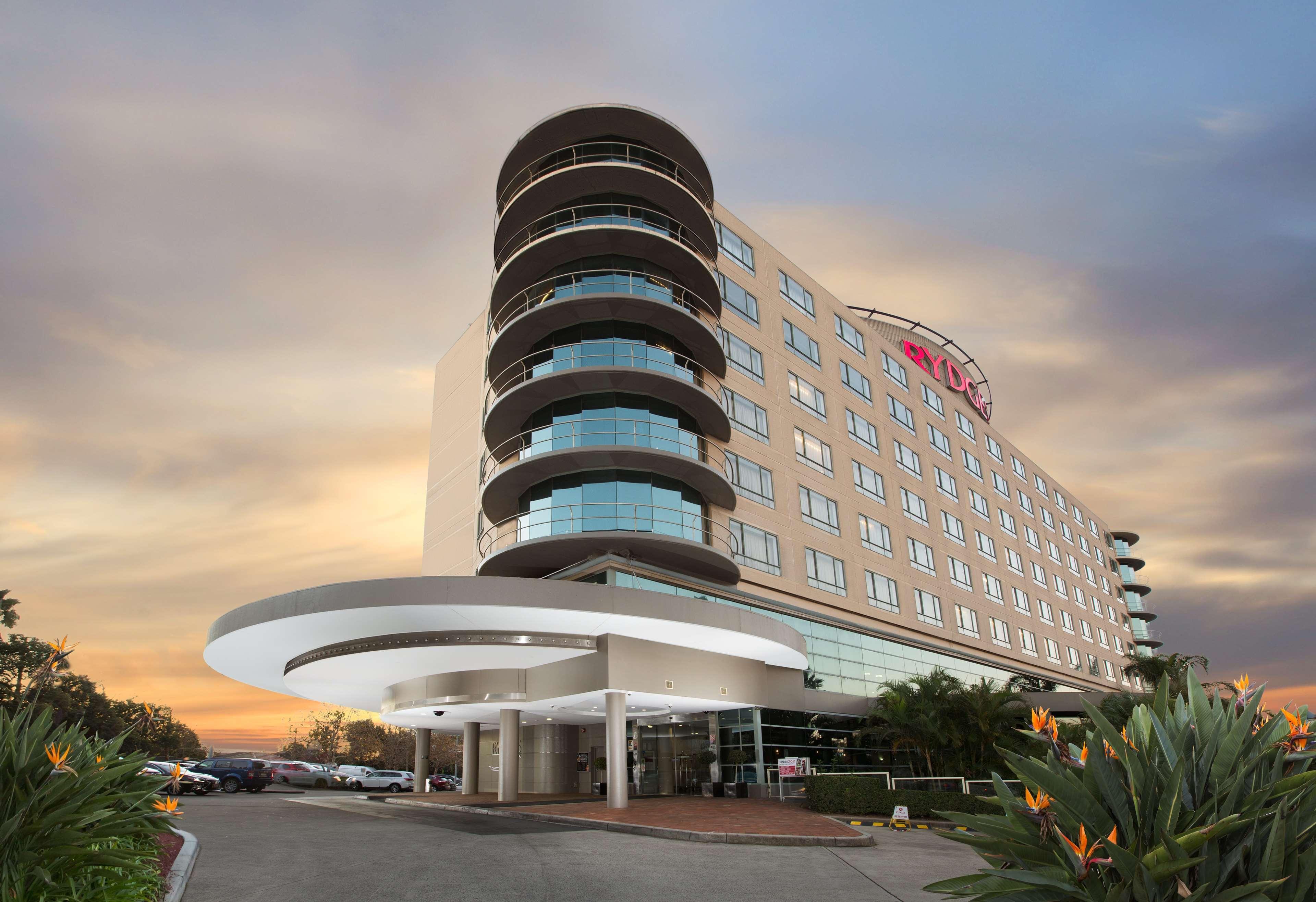 Готель Rydges Parramatta Екстер'єр фото