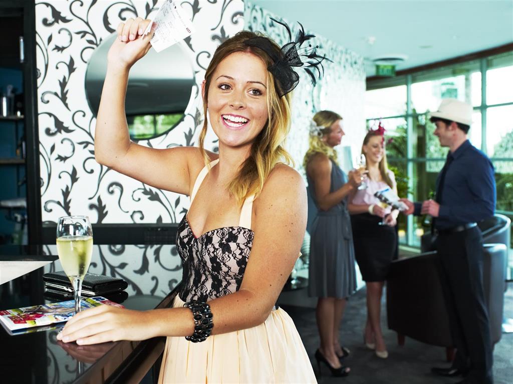 Готель Rydges Parramatta Ресторан фото